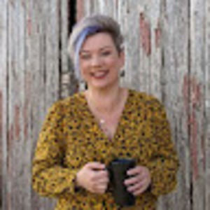 Meet your Posher, Becca